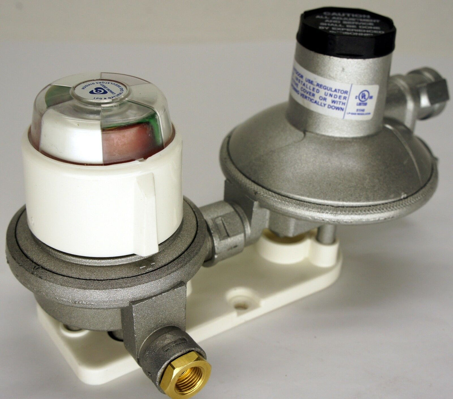 528B HIGH PRESSURE CAVAGNA KOSAN AUTOMATIC CHANGEOVER REGULATOR PROPANE WITH HOSE LPG