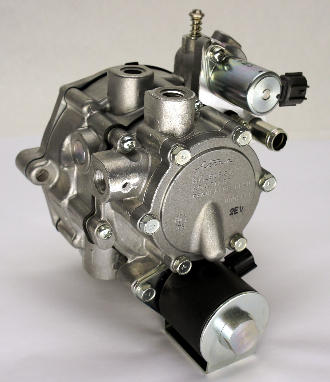 AISAN YT-580014564 HY-1469346 VAPORIZER CONVERTER REGULATOR YALE CLARK HYSTER