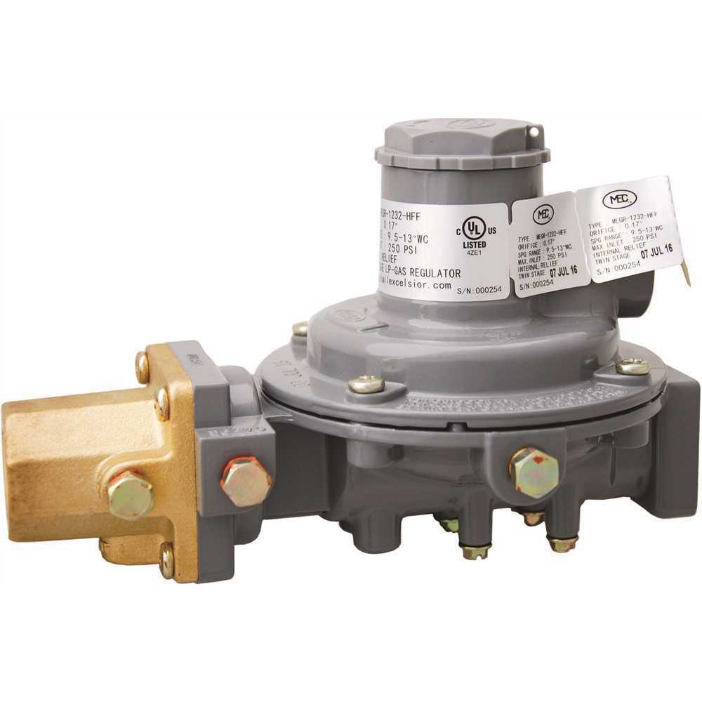 MEGR-1232-HFF POL X 3/4" FPT Twin Stage Straight Mount Regulator Propane 625k